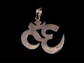 PA189 Pendentif Tibétain Argent Massif Om