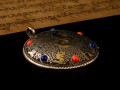 PD69 Pendentif Tibétain Om Mantra 