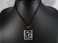 CD38 Collier Tibétain Om