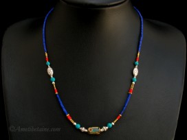 CD116 Collier Tibétain 49 cm