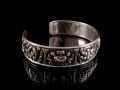 BRA31. Bracelet Tibétain Argent Massif Signes Auspicieux 