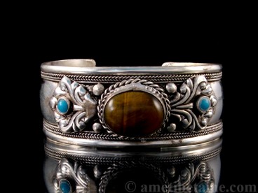 BRD189 Bracelet Tibétain Oeil de Tigre