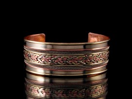 BRD194 Bracelet Tibétain Métal Argenté Cuivre Laiton