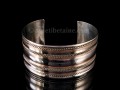 BRD265 Bracelet Tibétain Métal Argenté Cuivre Laiton