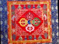 BB53 Bannière Tibétaine Dorje Signes Auspicieux du Bouddhisme