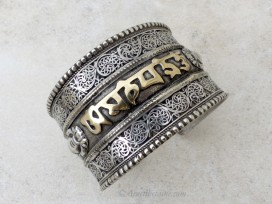 BRD346 Bracelet Tibétain Filigranes Mantra