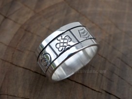 BA192. Bague Tibétaine en Argent Massif avec Astamangala