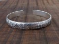 BRA73. Bracelet Tibétain Argent Massif Signes Auspicieux