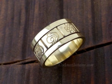 BD124 Bague Tibétaine Laiton Signes Auspicieux