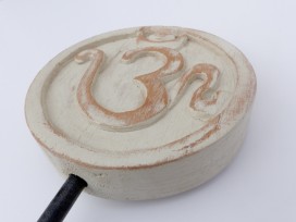 DDD90 Sculpture Om Bois Exotique