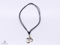 CD140 Collier Tibétain Om