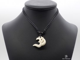 CD158 Collier Tibétain Om