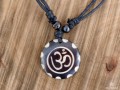 CD160 Collier Tibétain Om
