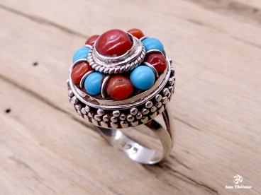 BA74 Bague Tibétaine Argent Massif Turquoise Corail. Taille 57