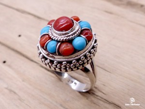 BA74 Bague Tibétaine Argent Massif Turquoise Corail. Taille 57