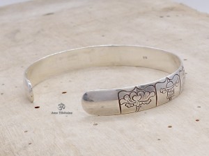 BRA57 Bracelet Tibétain Argent Massif Signes Auspicieux Dorje