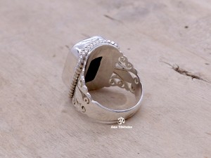 BA273 Bague Tibétaine Argent Massif Onyx. Taille 60
