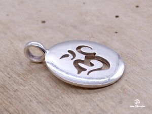 PA251 Pendentif Argent Massif Om