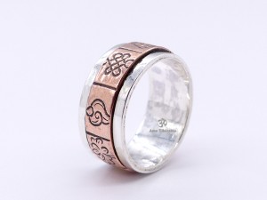 BA265. Bague Tibétaine en Argent Massif Cuivre avec Astamangala