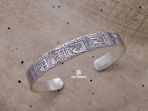 BRA56. Bracelet Tibétain Argent Massif Mantra Bouddhiste