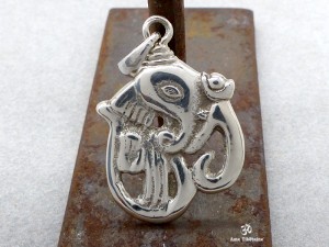 PA12 Pendentif Argent Massif Om Ganesh