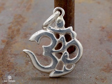 PA20 Pendentif Argent Massif Om Sanskrit