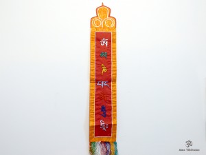 BB57 Bannière Tibétaine Mantra Om Mani Padme Hum
