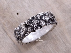 BA246 Bague Tibétaine en Argent Massif Astamangala. Taille 66