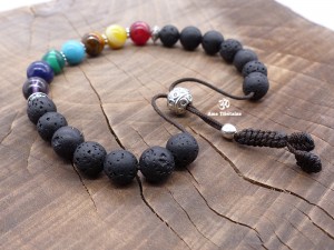 BrMala304 Bracelet Mala 7 Chakras Pierre de Lave