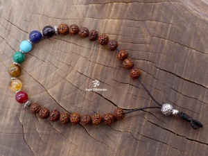 BrMala305 Bracelet Mala 7 Chakras Bois de Rose