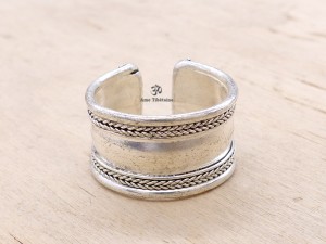 BD117 Bague Tibétaine