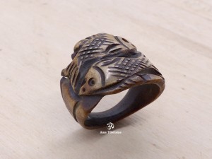 BD162 Bague Tibétaine Poissons d'Or. Taille 57