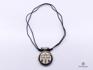 CD182 Collier Tibétain Yeux de Bouddha Om