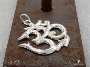 PA15 Grand Pendentif Argent Massif Om Tibétain