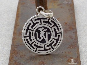 PA166 Pendentif Argent Massif Om