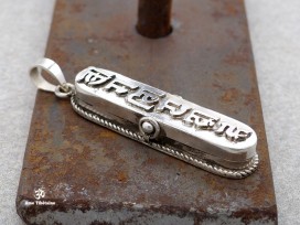 PA261 Pendentif Argent Massif Mantra Tibétain