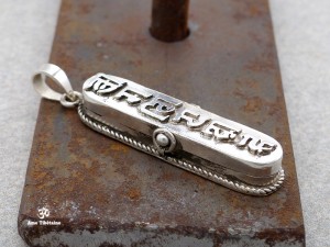 PA261 Pendentif Argent Massif Mantra Tibétain