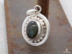 PA403 Pendentif Argent Massif Labradorite