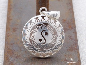 PA411 Pendentif Tibétain Argent Massif Yin Yang
