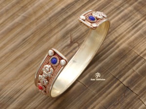 BRD153 Bracelet Tibétain Mantra Om Mani Padme Hum