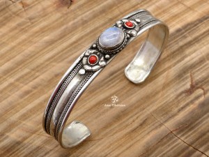 BRD354 Bracelet Tibétain Métal Argenté