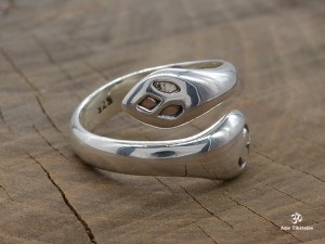 BA218 Bague Argent Massif Serpent Om
