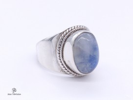BA233 Bague Tibétaine Argent Massif Pierre de Lune. Taille 51