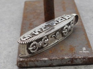 PA62 Pendentif Argent Massif Ghau Mantra Tibétain Om Mani Padme Hum