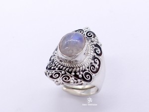 BA274 Bague Tibétaine Argent Massif Pierre de Lune. Taille Réglable