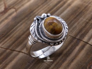 BA275 Bague Tibétaine Argent Massif Oeil de Tigre. Taille Réglable