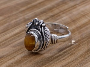 BA275 Bague Tibétaine Argent Massif Oeil de Tigre. Taille Réglable