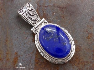 PA205 Pendentif Tibétain Argent Massif Lapis Lazuli