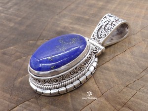 PA205 Pendentif Tibétain Argent Massif Lapis Lazuli