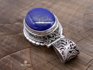 PA205 Pendentif Tibétain Argent Massif Lapis Lazuli